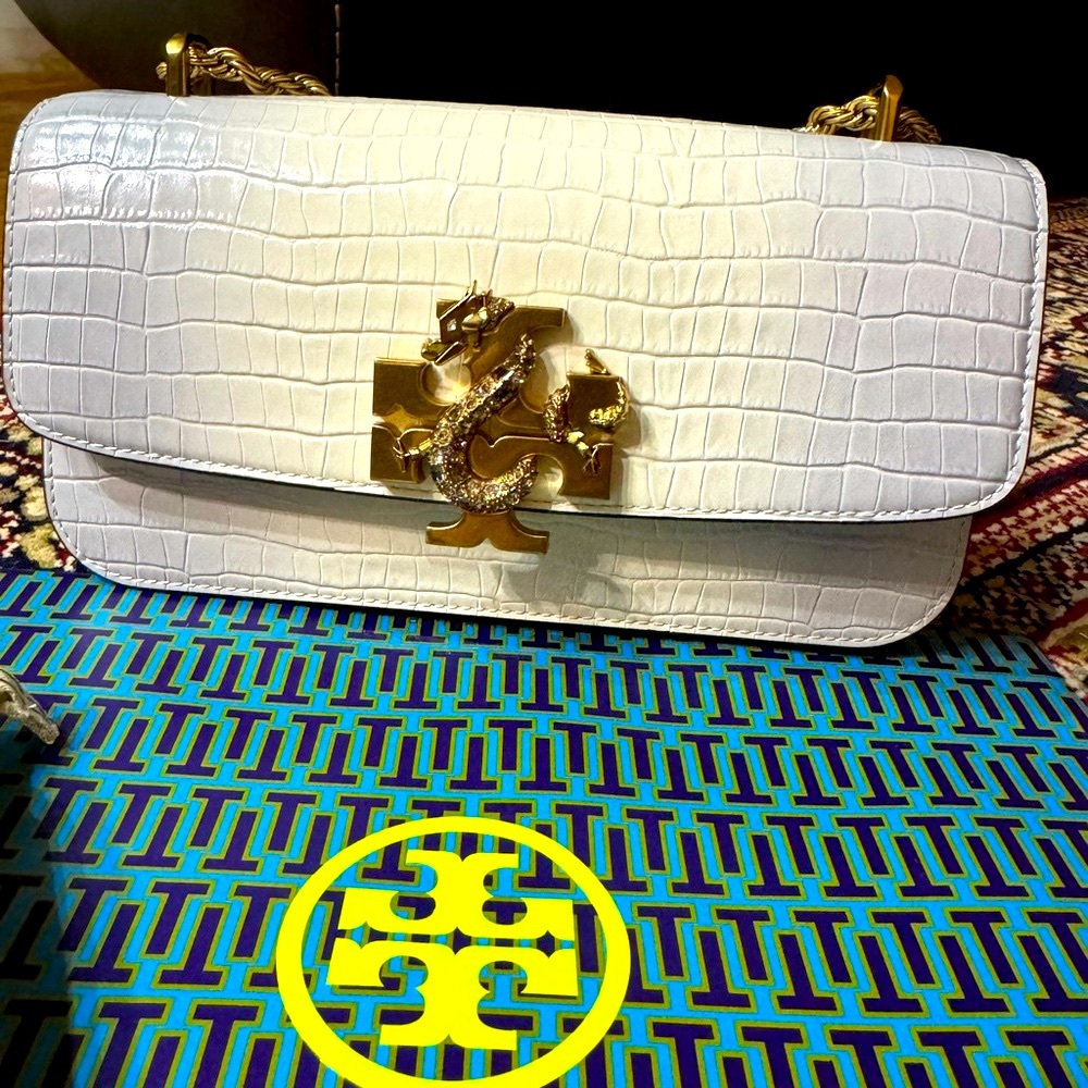 Authentic Tory Burch Eleanor rectangular bag, limited edition 2024 dragon new - Picture 1 of 11